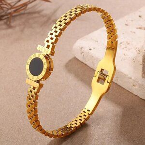 18K Gold Plated Stainless Steel Black Pendant Roman Numeral Bangle Bracelet